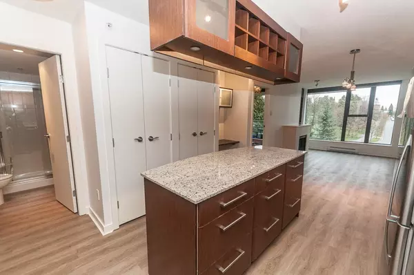 North Vancouver, BC V7M 0A2,683 W Victoria Park WAY #403