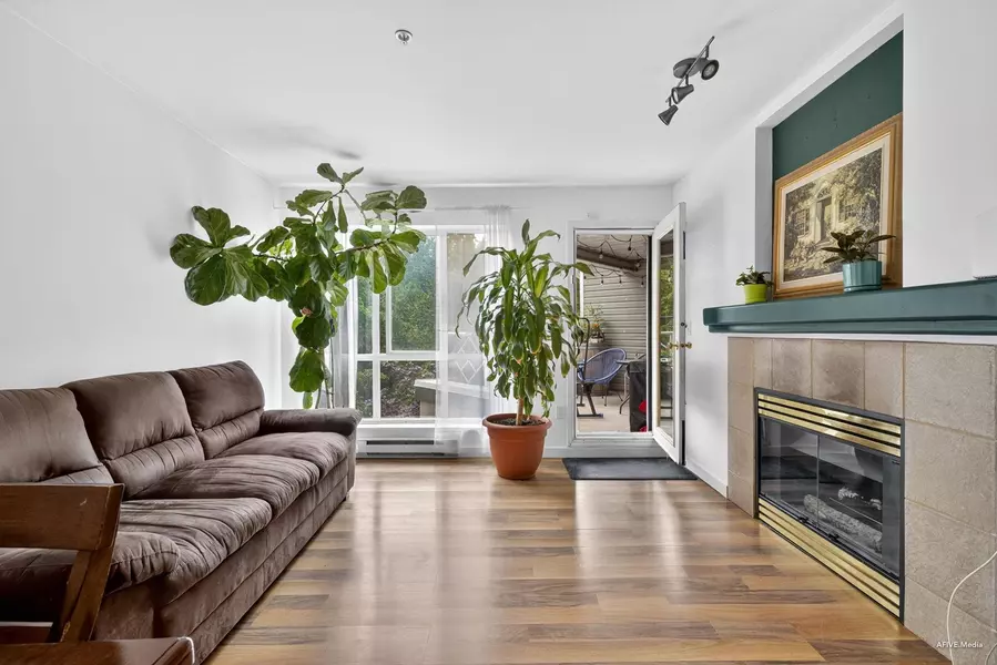 9979 140 ST #329, Surrey, BC V3T 5W2