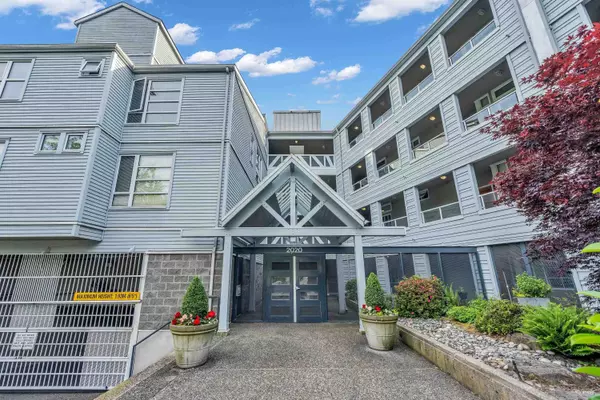 2020 E Kent Avenue South #208, Vancouver, BC V5P 4X1