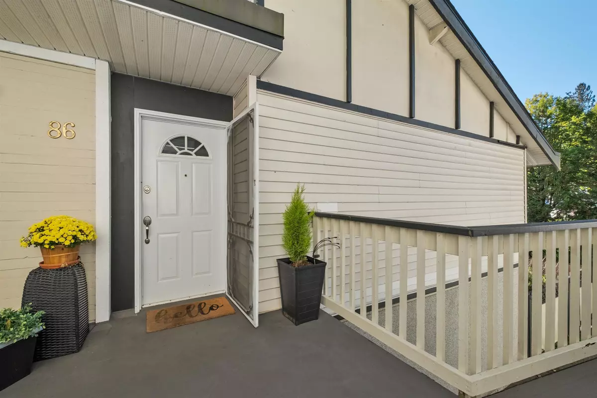 North Vancouver, BC V7J 2H2,1050 Premier ST #86