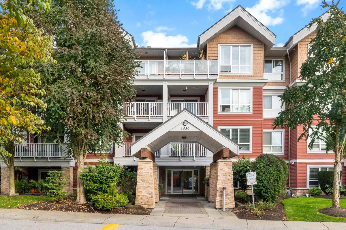 Surrey, BC V4N 6J8,6450 194 ST #303