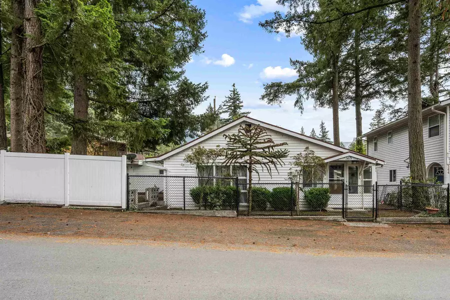 363 Pine ST, Cultus Lake, BC V2R 4Y9
