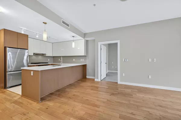 5399 Cedarbridge WAY #310 Richmond, BC V6X 0L6