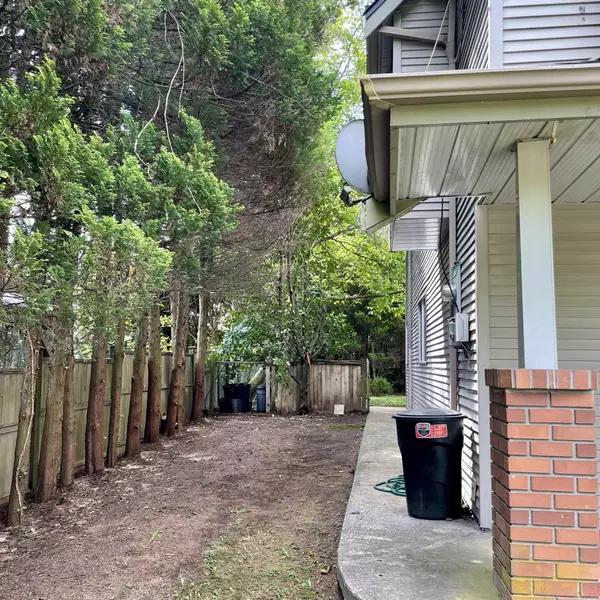 Maple Ridge, BC V2X 2S3,21854 Lougheed HWY