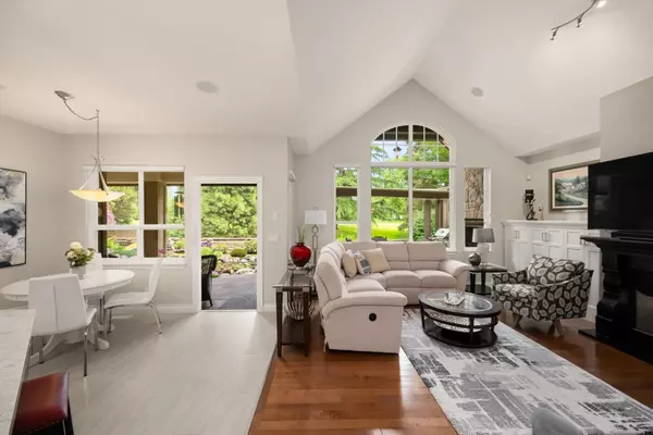 Surrey, BC V3Z 2P2,3300 157a ST #1