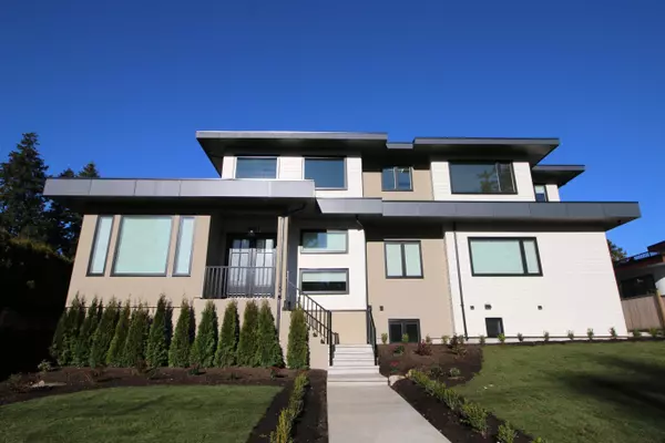 13525 16th AVE, Surrey, BC V4A 9K9