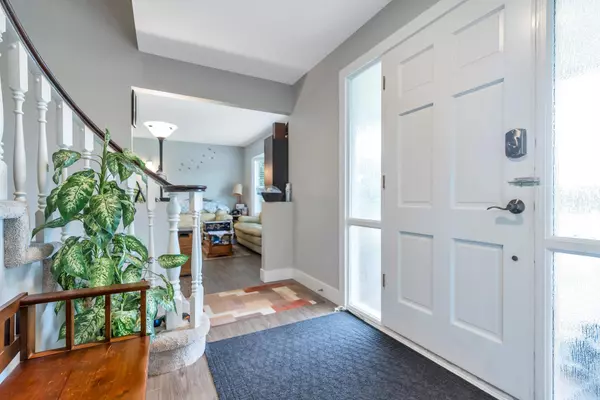 515 Gladwin RD Abbotsford, BC V2T 5Y1