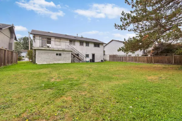 17841 57a AVE Surrey, BC V3S 1J3