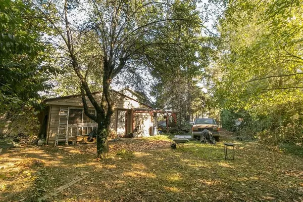 Coquitlam, BC V3K 1P3,631 Roderick AVE