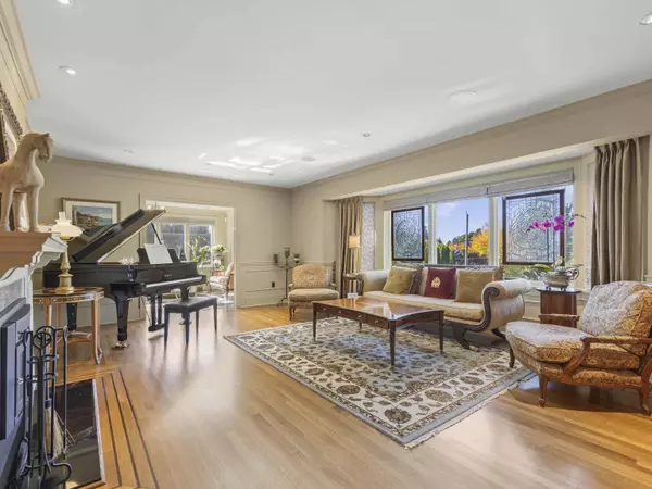 Vancouver, BC V6M 3G2,5149 Connaught DR