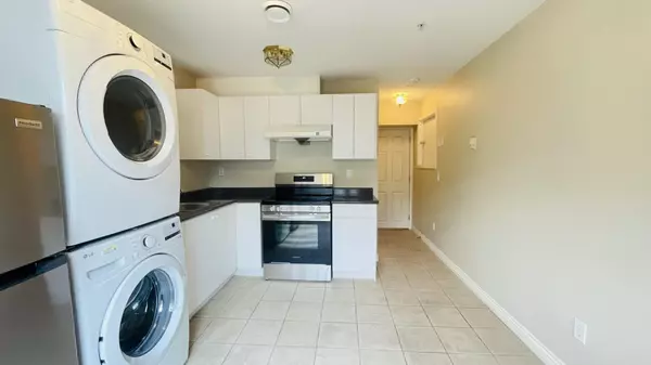 7950 Selkirk ST #Basement, Vancouver, BC V6P 4H6