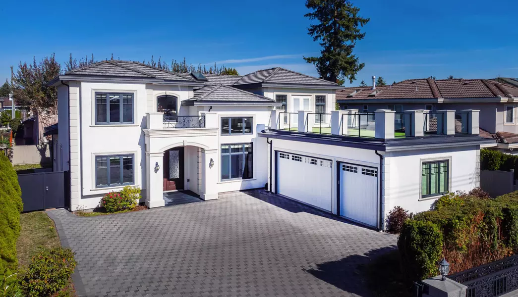 9631 Saunders RD, Richmond, BC V7A 2B5