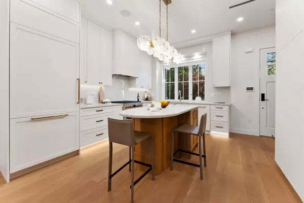 Vancouver, BC V5L 3A9,1765 Graveley ST #1