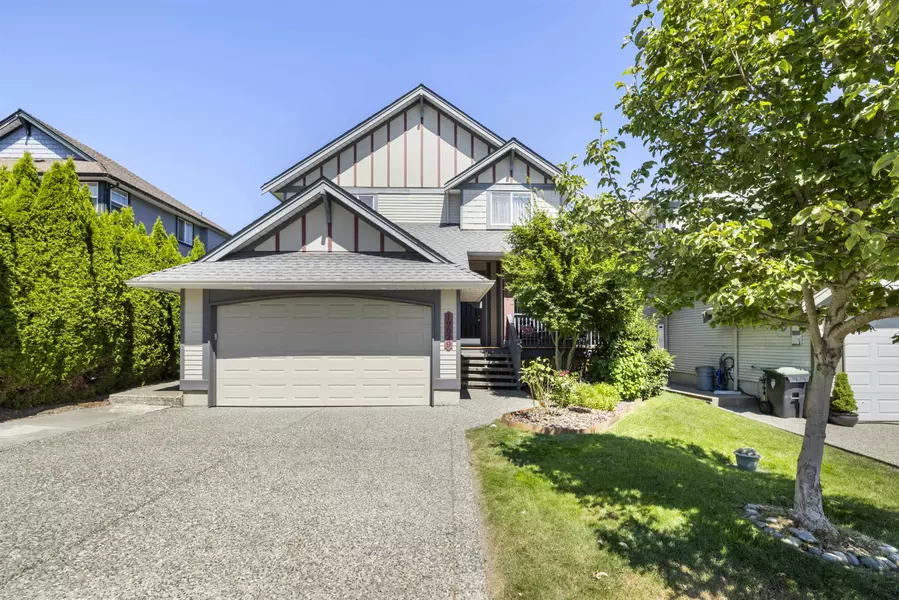 19629 68a AVE, Langley, BC V2Y 3H2