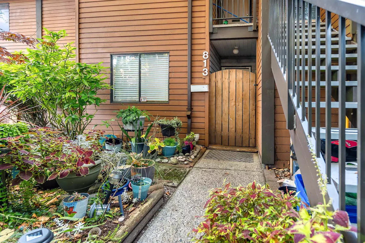 Surrey, BC V3R 7S1,10620 150th ST #813