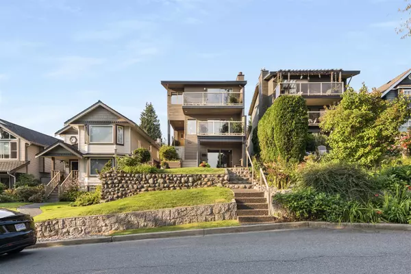 342 E 26th ST, North Vancouver, BC V7N 1B1
