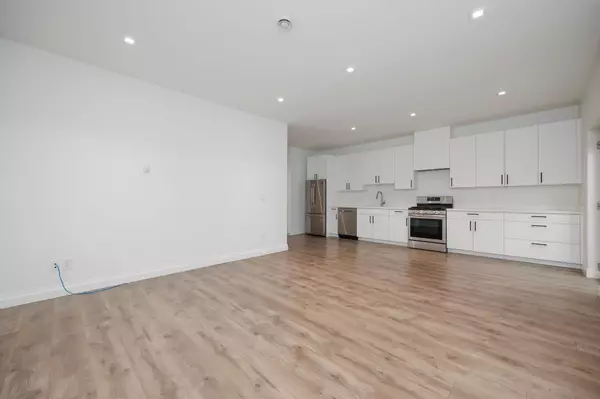 1XX Dowding RD, Port Moody, BC V3H 2Z7