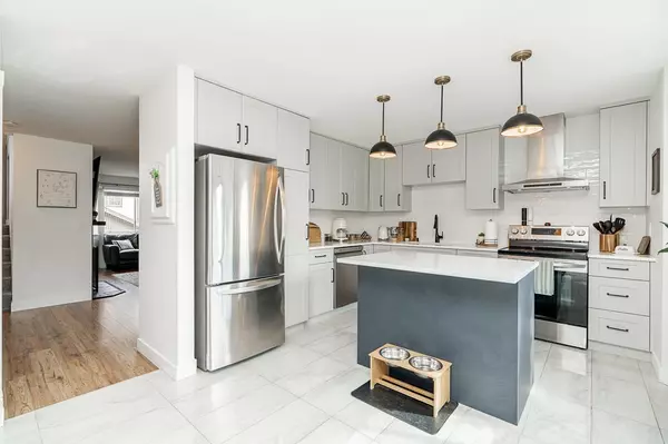 2352 Pitt River RD #14 Port Coquitlam, BC V3C 5Y2