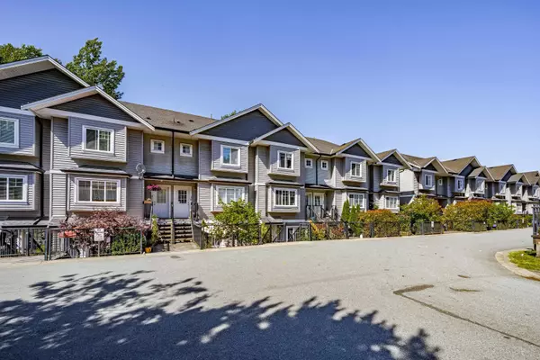 Surrey, BC V3R 4R3,11255 132 ST #31