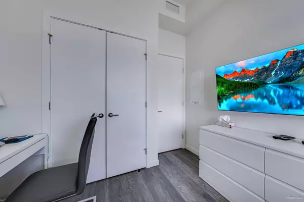 Burnaby, BC V5B 3A2,5333 Goring ST #2901