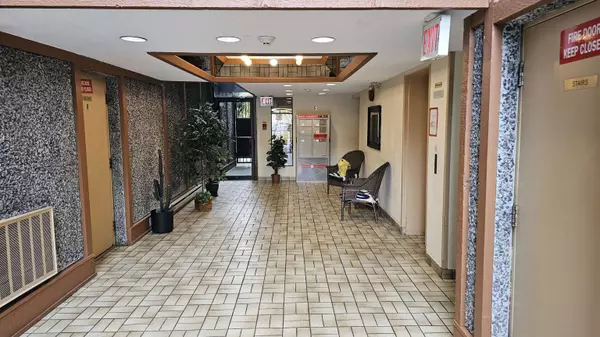 Surrey, BC V3V 7L9,13501 96 AVE #117