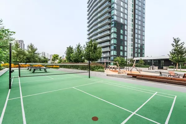 Coquitlam, BC V3K 0J1,318 Alderson AVE #1305