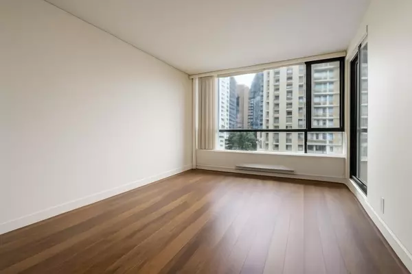 928 Homer ST #1105, Vancouver, BC V6B 1T7