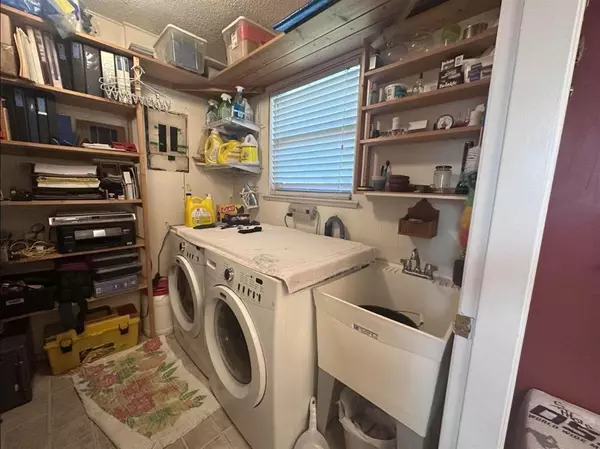 Surrey, BC V3W 6Z7,7269 129b ST