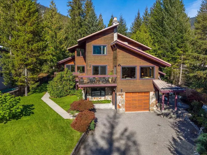 8609 Forest Ridge DR, Whistler, BC V8E 0G1