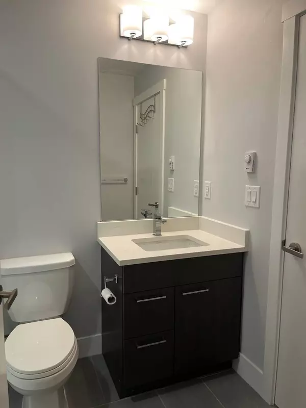 22315 122 AVE #107 Maple Ridge, BC V2X 4K7