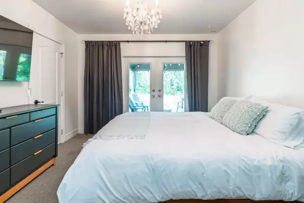 26651 Cunningham AVE Maple Ridge, BC V2W 1M8