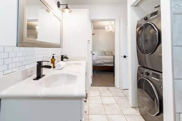 26651 Cunningham AVE Maple Ridge, BC V2W 1M8