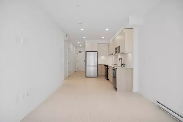 10488 138a ST #209 Surrey, BC V3T 0W4