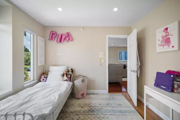 Vancouver, BC V5X 1X9,248 E 59th AVE