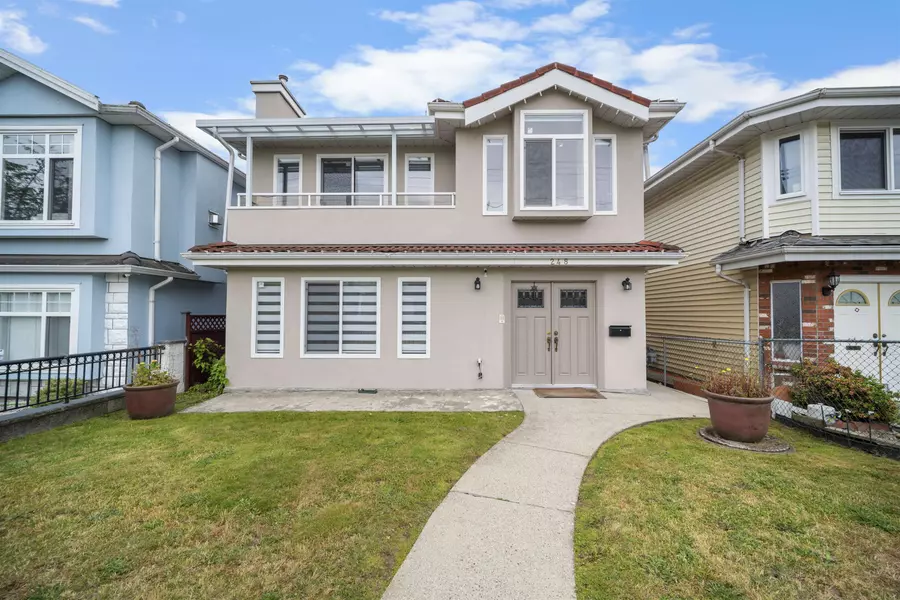 248 E 59th AVE, Vancouver, BC V5X 1X9