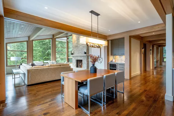 Whistler, BC V8E 0L6,2963 High Point DR