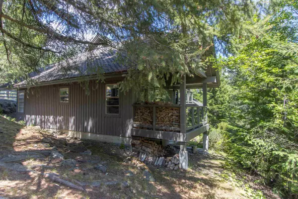 Whistler, BC V0N 1B3,3050 Hillcrest DR #302