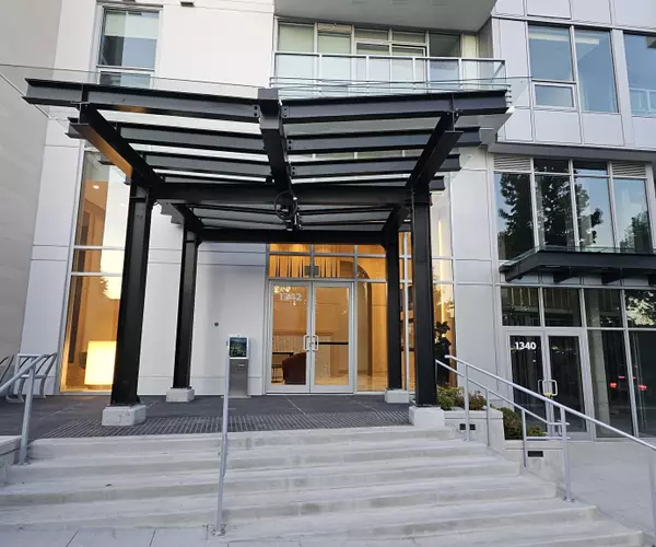 White Rock, BC V4B 0C7,1342 Johnston RD #403