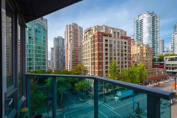 788 Hamilton ST #805 Vancouver, BC V6B 0E9