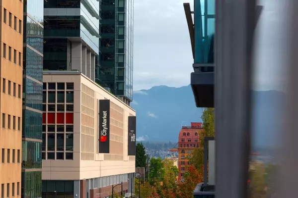 788 Hamilton ST #805 Vancouver, BC V6B 0E9