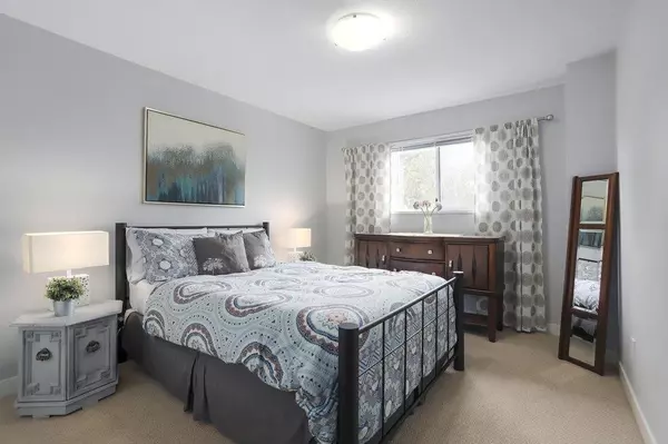 1800 King George BLVD Surrey, BC V4A 5A1