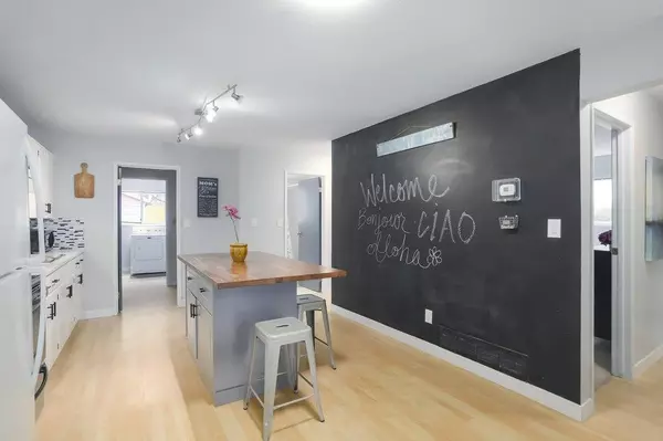 Surrey, BC V4A 5A1,1800 King George BLVD