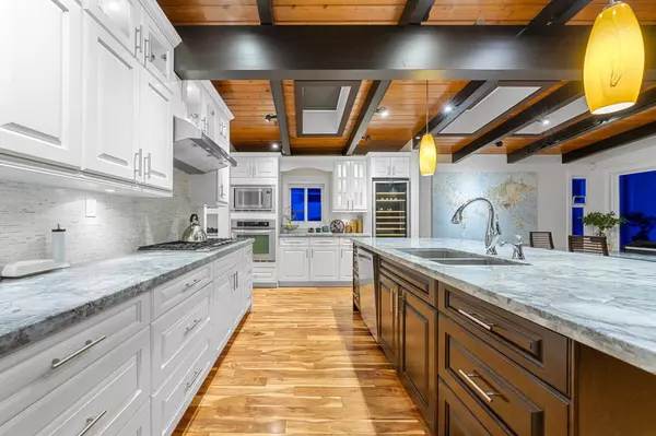 17351 Fedoruk RD Richmond, BC V6V 1C6