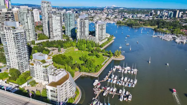 Vancouver, BC V6Z 3H3,633 Kinghorne Mews #907