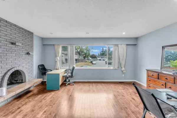 11876 82a AVE Delta, BC V4C 2E6