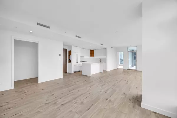 720 Farrow ST #1107 Coquitlam, BC V3J 0P3