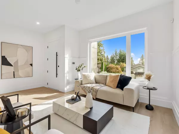 Burnaby, BC V5J 2L1,4761 Clinton ST #1