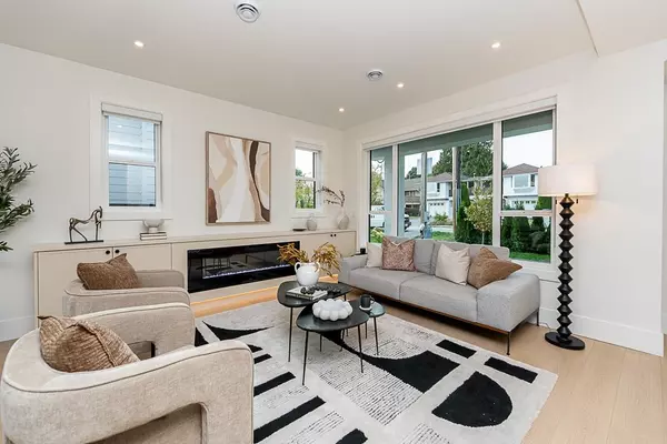 Coquitlam, BC V3K 1S8,646 Girard AVE #A