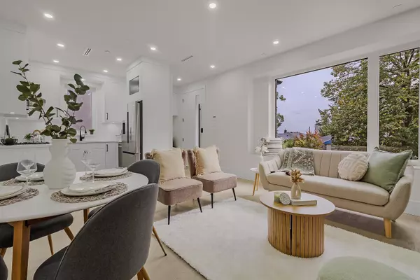 585 E 60th AVE #1 Vancouver, BC V5X 2A2