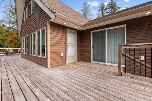 Hope, BC V0X 1L3,26542 Reynolds RD